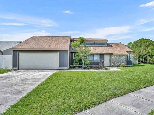 2104 Winding Ridge Ave S, Kissimmee, FL 34741