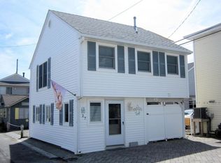 27 E Surf Way, Lavallette, NJ 08735