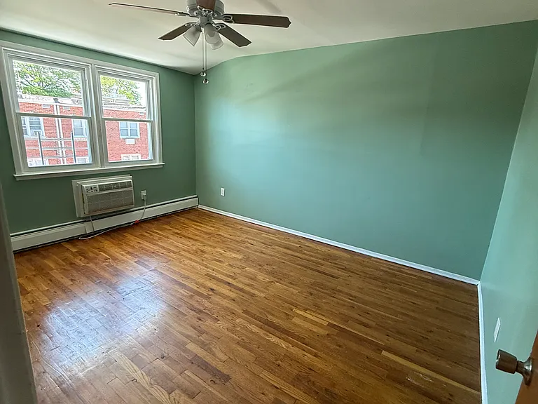 138-30 Redding St #2 — Photo 11