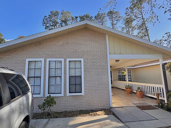 2nd image of 10 Brelyn Pl #B