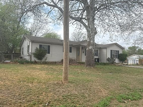 3rd image of 502 S 7th St