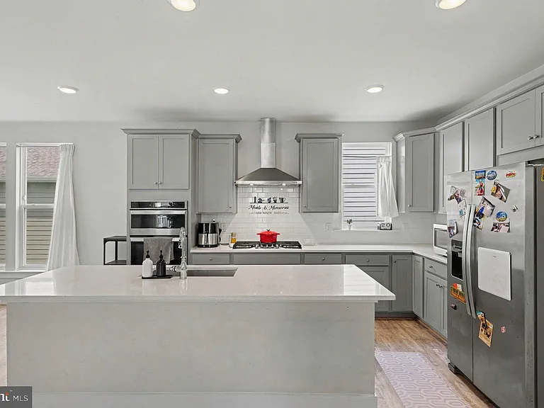 1794 River Heritage Blvd — Photo 8
