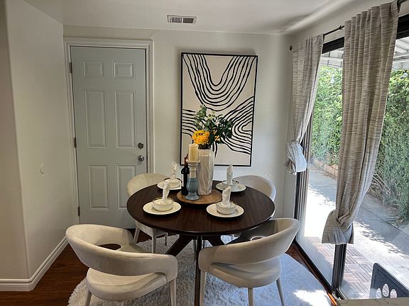 5th image of 205 Violet Ave Unit D