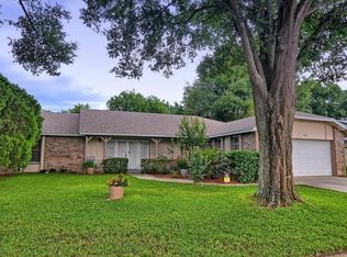 1040 Yellow Rose Dr, Orlando, FL 32818