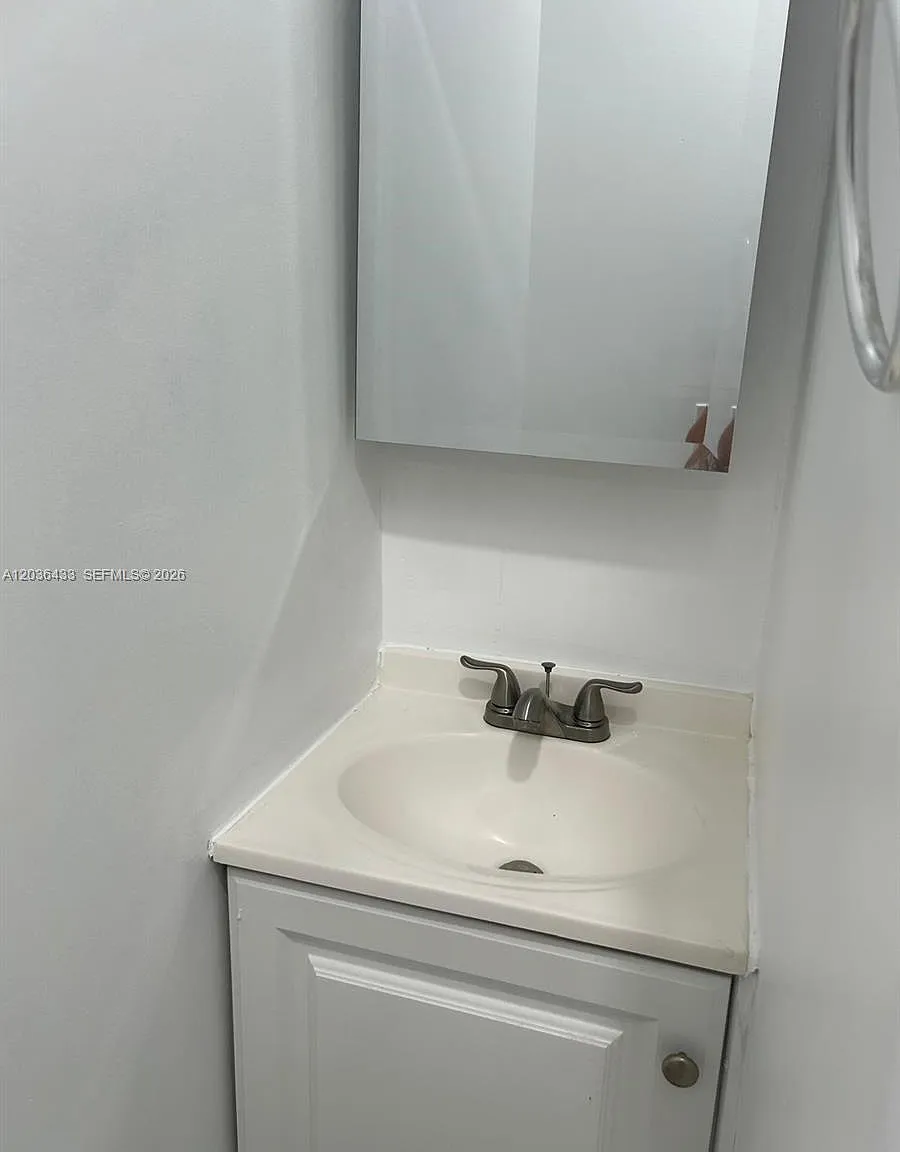 Monaco Estates At Kendall — Photo 4