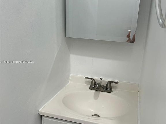 4th image of 16271 SW 92nd Ter #0