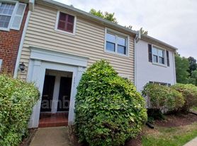 2501D S Walter Reed Dr, Arlington, VA