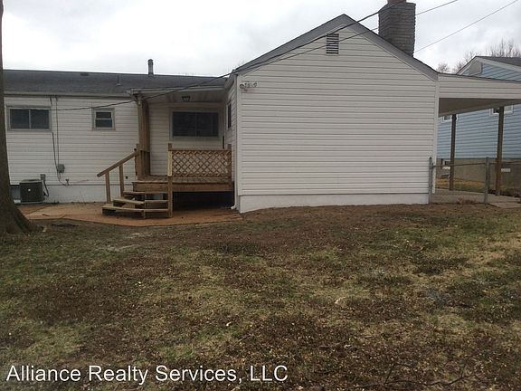4th image of 1060 Wycomb Dr