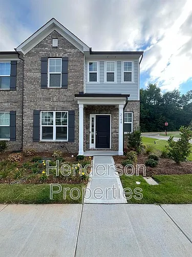 2100 Cobble Ct Photo 1
