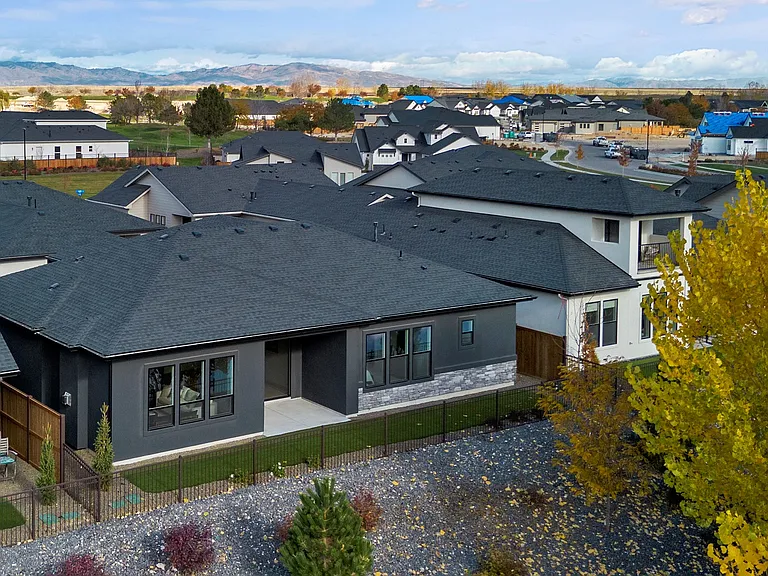 11343 W Perthshire Ln — Photo 36