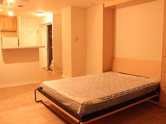 2nd image of 310 Lathrop Ave APT 403