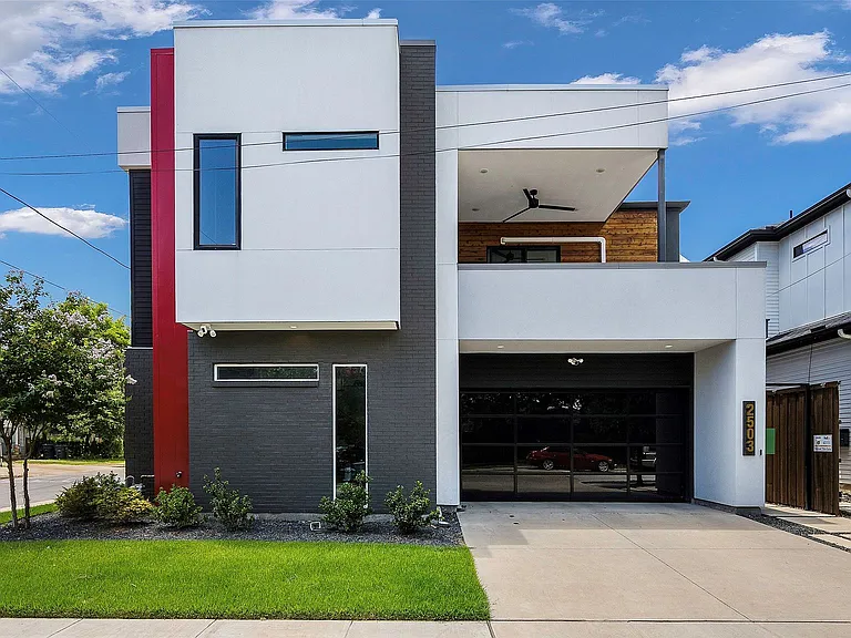 2503 Conklin St — Photo 2