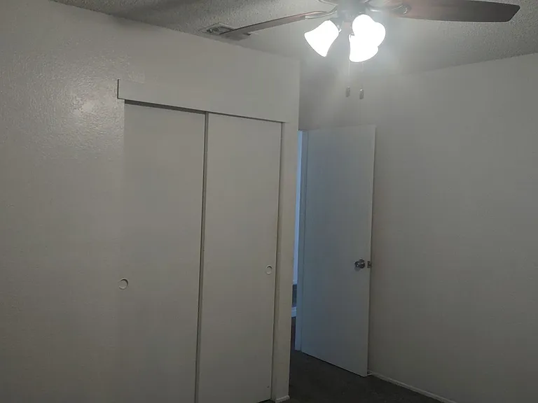 4111 Ozro Ct — Photo 14