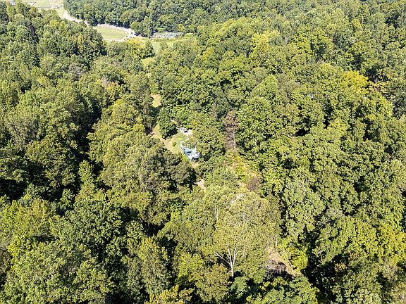 3rd image of 87 Ballard Hollow Rd