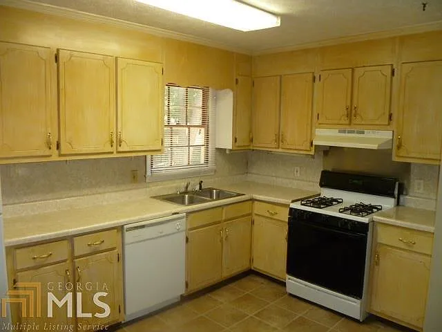 4268 Cedar Valley Ct — Photo 5
