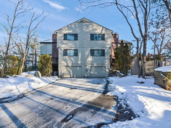 90 Mountain Gate Rd #90, Ashland, MA 01721