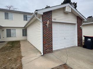 405 NW 23rd St, Lincoln, NE 68528