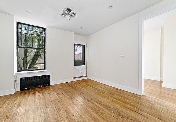3rd image of 489 Saint Marks Ave APT 3A