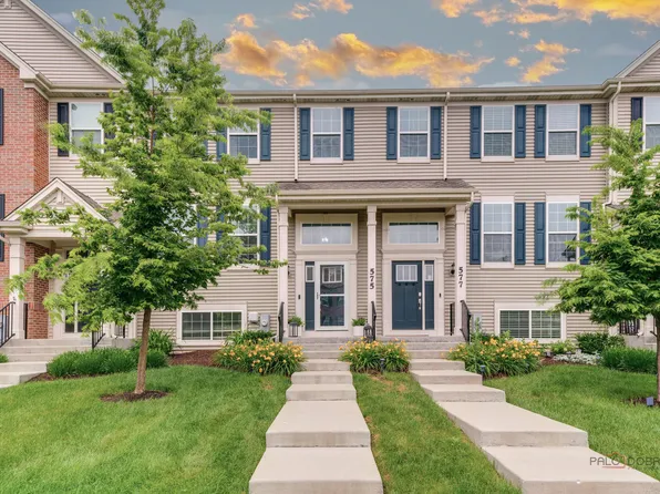 575 Cimmaron Cir, Crystal Lake, IL 60012