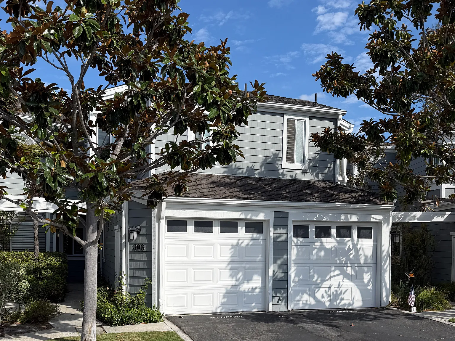 2 bed, 2.5 bath, 1383 sqft, $3,900 — Photo 1