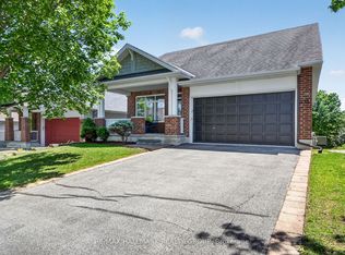 335 Jackson Stitt Cir, Ottawa, ON K2S 0C4