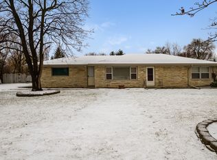 N96W16289 County Line Rd, Menomonee Falls, WI 53051