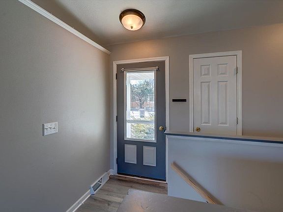 3rd image of 502 Abey Dr