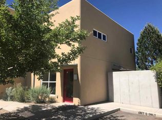 1210 Salazar Rd, Taos, NM 87571
