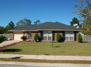 307 Clairemore Cir, Hinesville, GA 31313