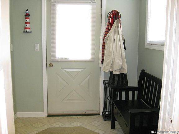 4th image of 116 Andrew St