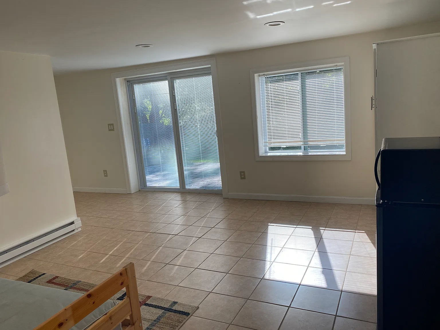 1 bed, 300 sqft, $1,400 — Photo 1