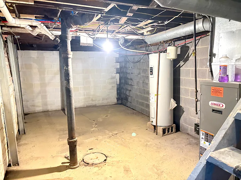 7050 Old Mill Rd — Photo 33