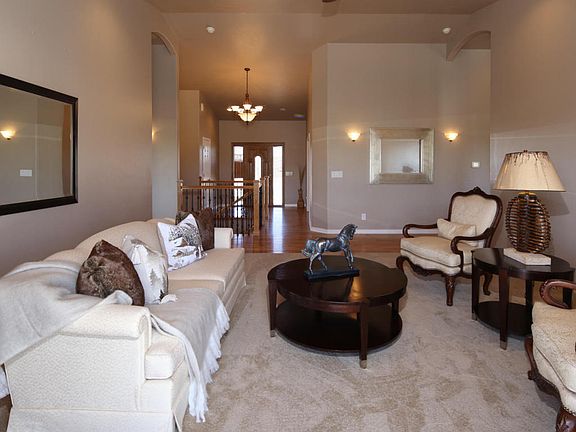 3rd image of 7790 N Cromwell Pl