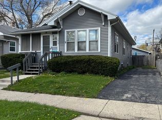 1018 Massena Ave, Waukegan, IL 60085
