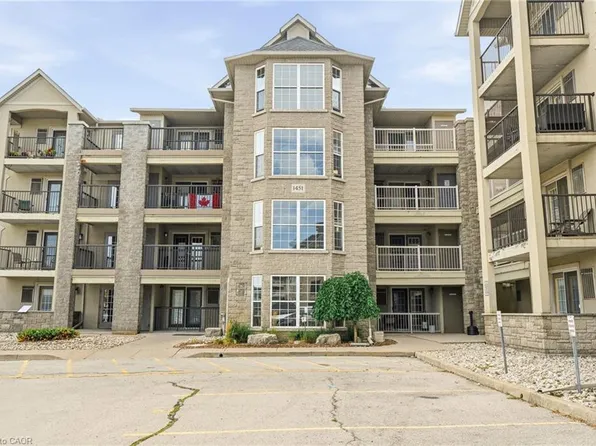 1451 Walkers Line #108, Burlington, ON L7M 4P1