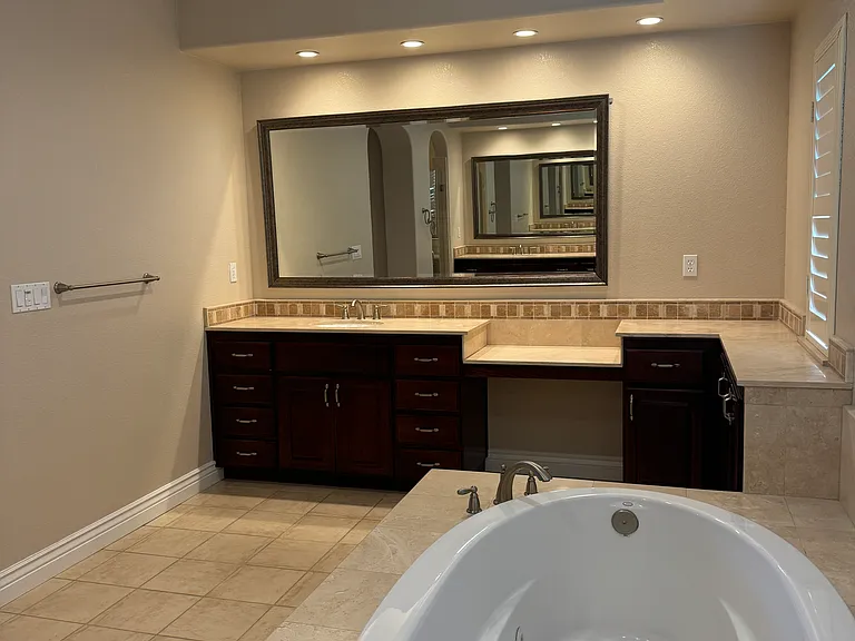 7056 Emerson Ln — Photo 18