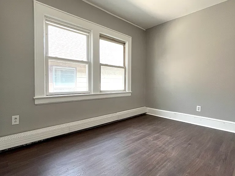 9 Rosedale Ave #2 — Photo 4