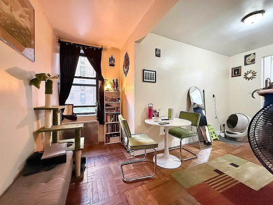 1st image of 250 Clarkson Ave #204