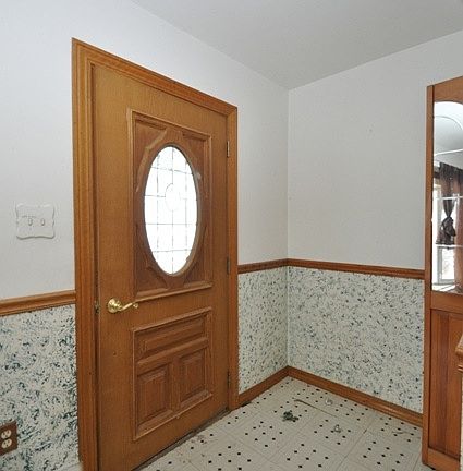 2nd image of 237 Lehigh Ave