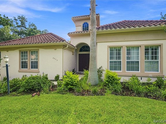 3rd image of 2257 N Hickory Glen Point