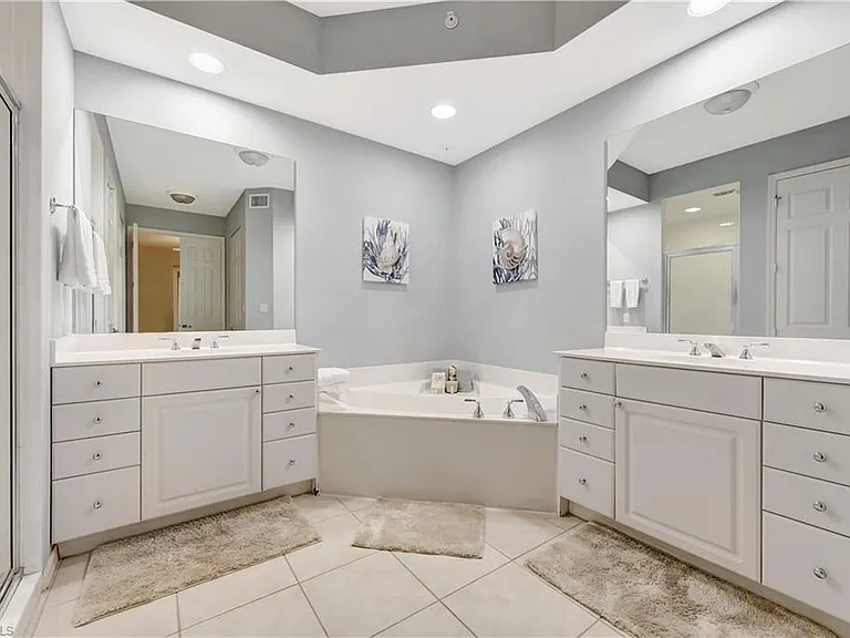 400 Flagship Dr #403 — Photo 10