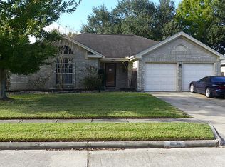 16742 Starboard View Dr, Friendswood, TX 77546