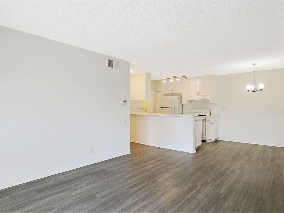 1 BD + 1 BA