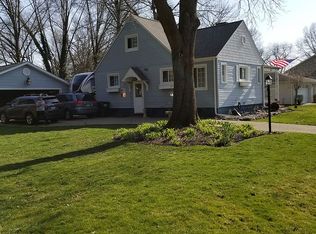 308 E 20th St, Dover, OH 44622