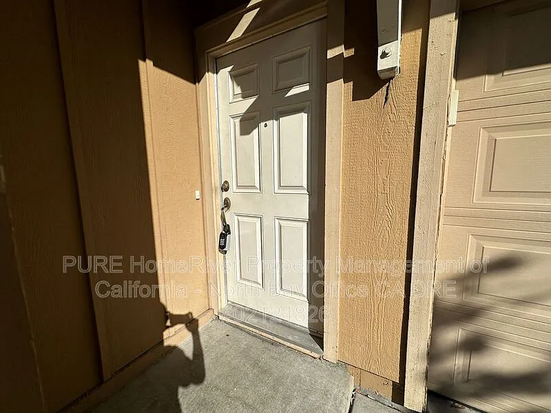 1 bed, 1.0 bath, 500 sqft, $1,750 — Photo 3