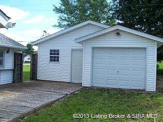 detached garage