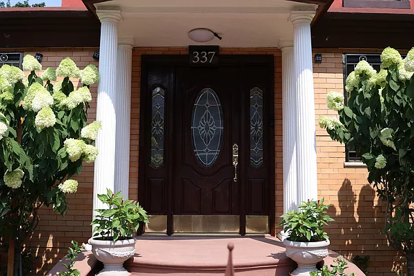 Rented by Corcoran | media 8