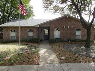 1910 Addington Dr, Carrollton, TX 75007