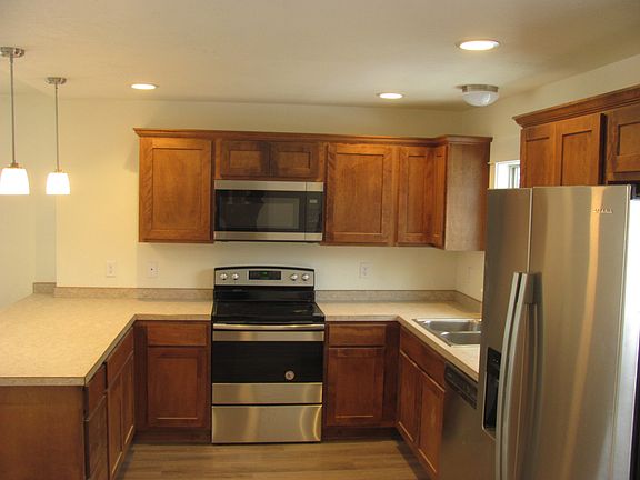 5th image of 503 W Park Ave