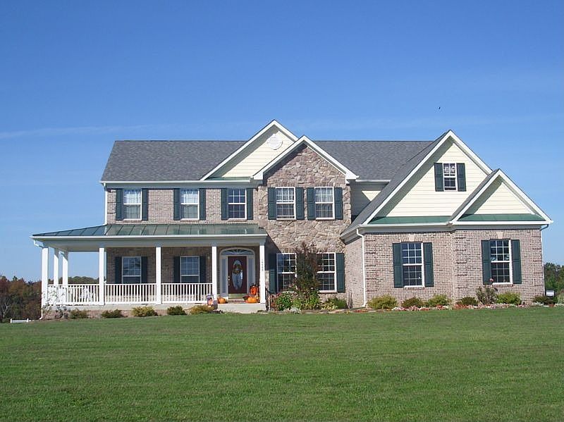 2nd image of 19388 Colchester Rd